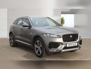Used Jaguar F-Pace 2017 for sale - 78801777: Photo