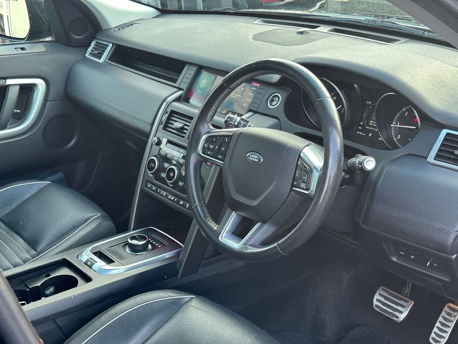 Used Land Rover Discovery Sport 2017 for sale - 77224774: Photo 23