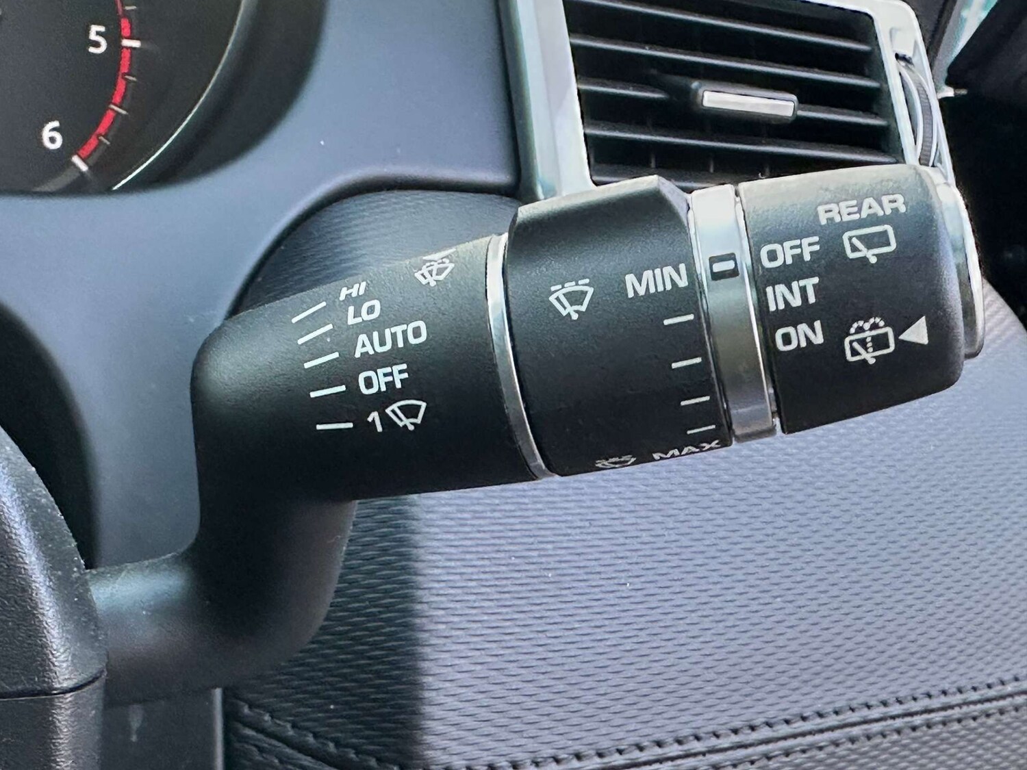 Used Land Rover Discovery Sport 2017 for sale - 77224774: Photo 28