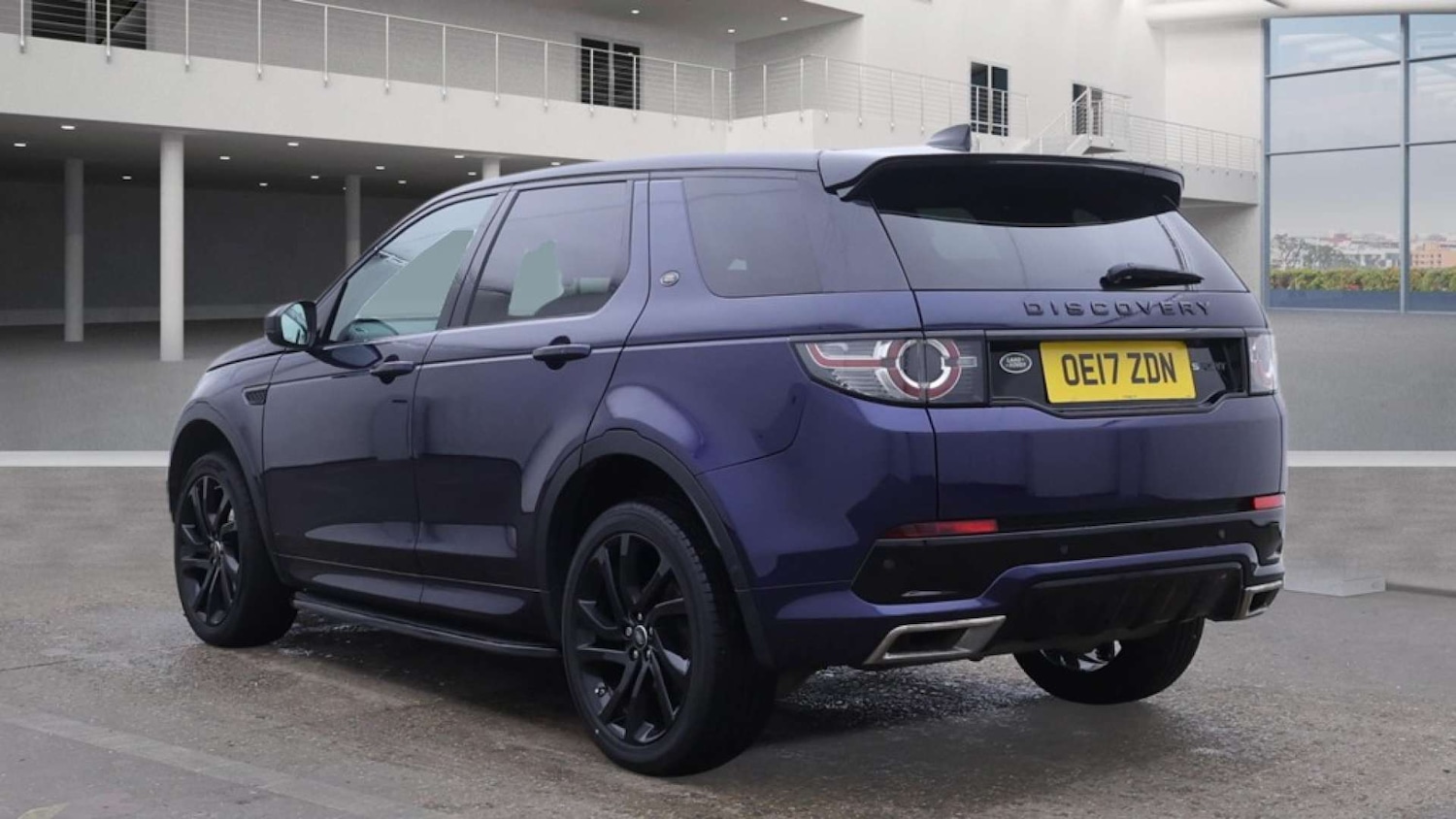 Used Land Rover Discovery Sport 2017 for sale - 77224774: Photo 3