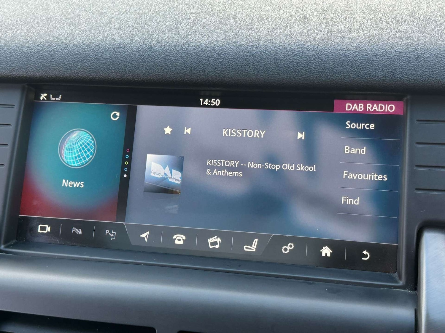 Used Land Rover Discovery Sport 2017 for sale - 77224774: Photo 30