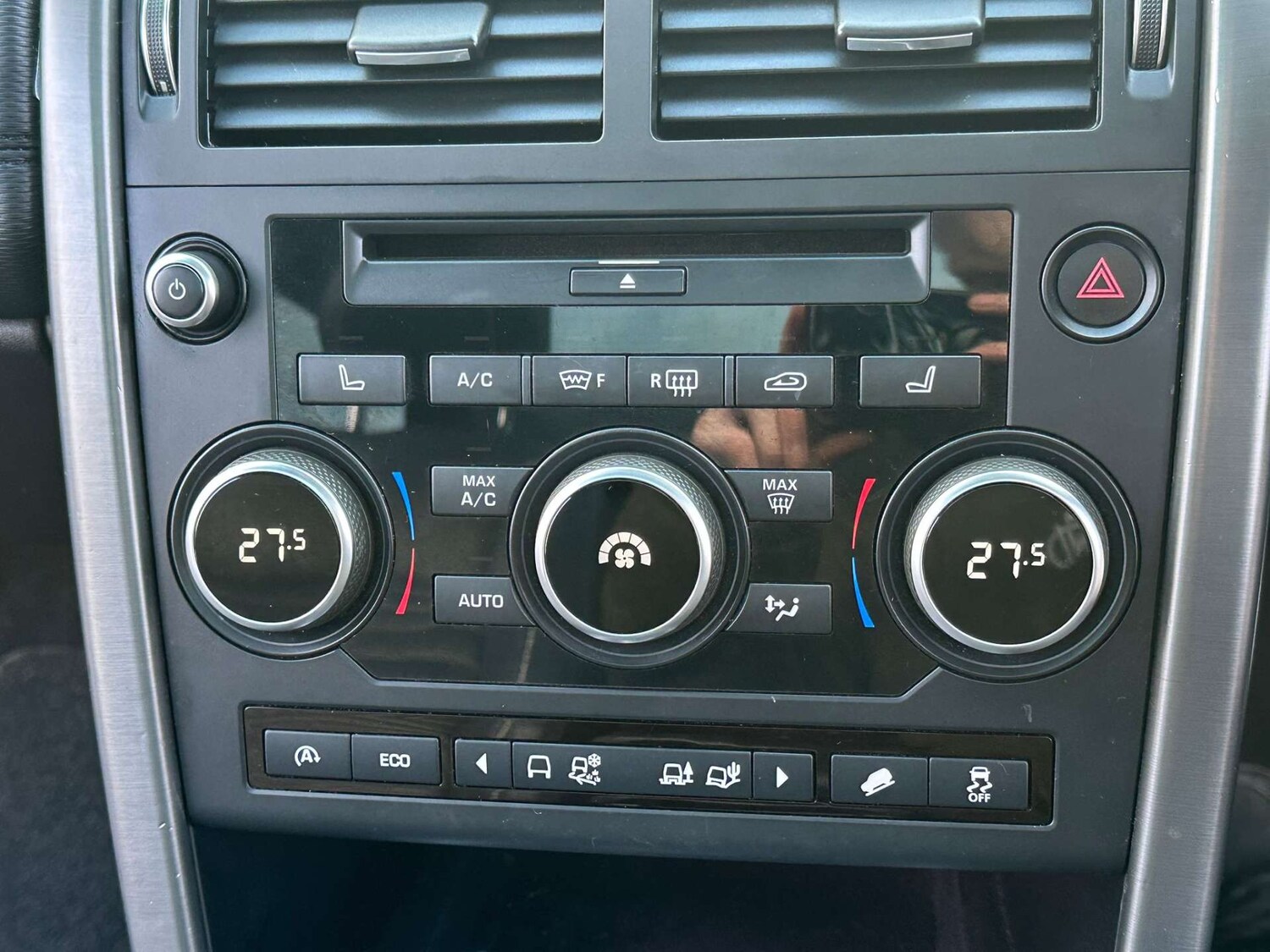 Used Land Rover Discovery Sport 2017 for sale - 77224774: Photo 32