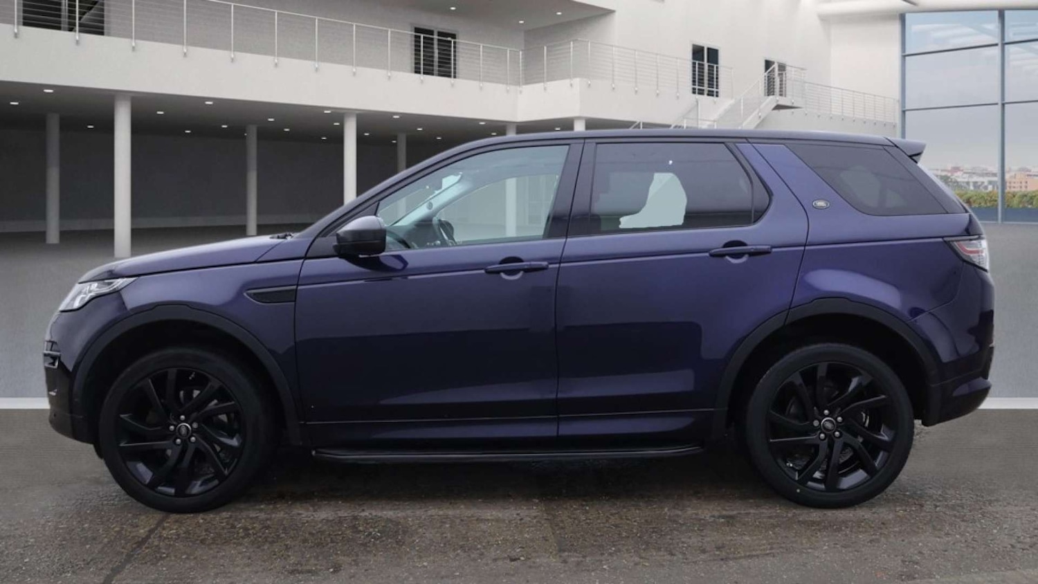 Used Land Rover Discovery Sport 2017 for sale - 77224774: Photo 6