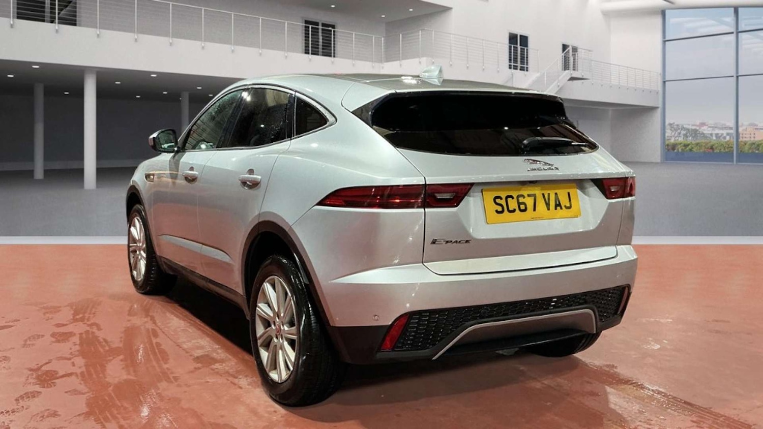 Used Jaguar E-Pace 2018 for sale - 77569695: Photo 3