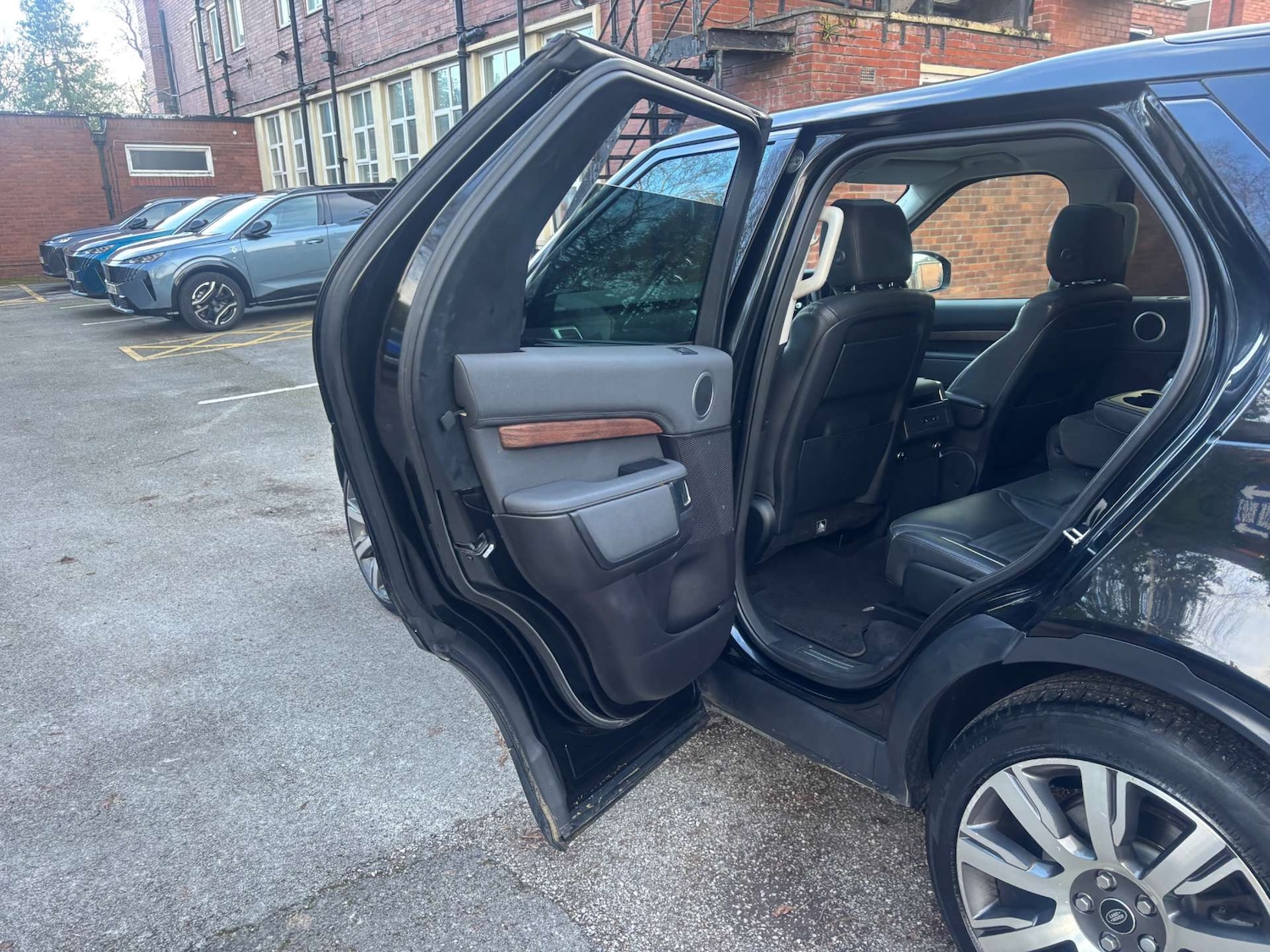 Used Land Rover Discovery 2017 for sale - 77224768: Photo 17