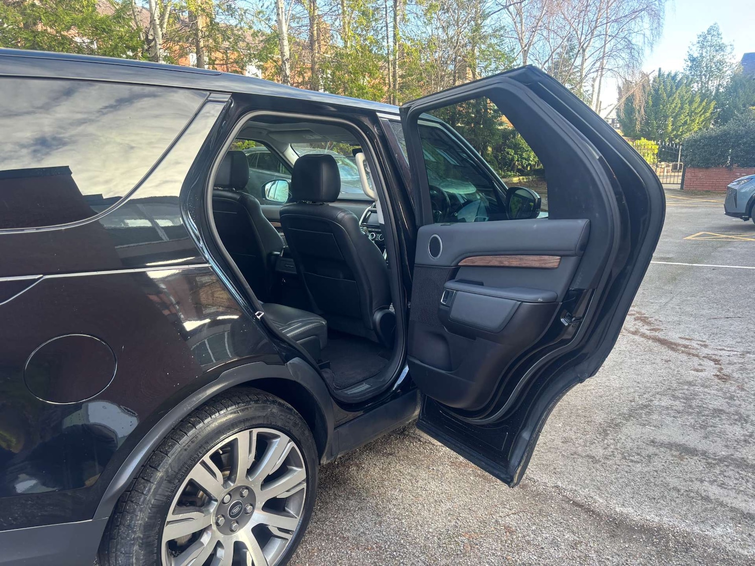 Used Land Rover Discovery 2017 for sale - 77224768: Photo 19