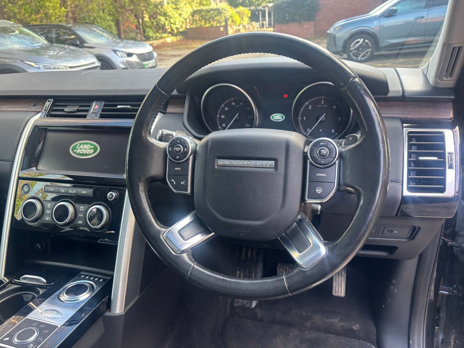 Used Land Rover Discovery 2017 for sale - 77224768: Photo 22