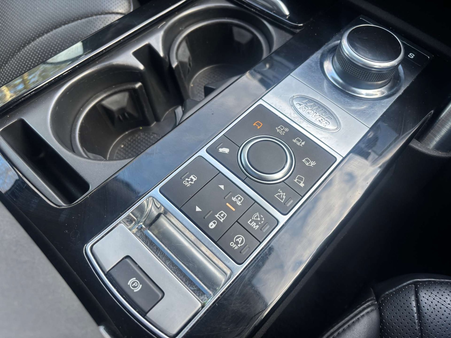 Used Land Rover Discovery 2017 for sale - 77224768: Photo 32