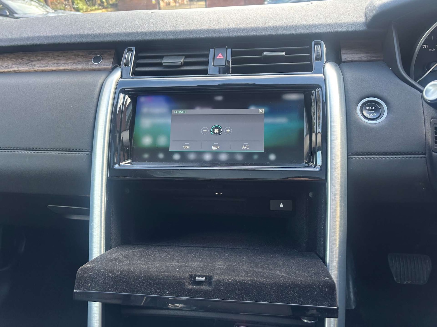 Used Land Rover Discovery 2017 for sale - 77224768: Photo 34