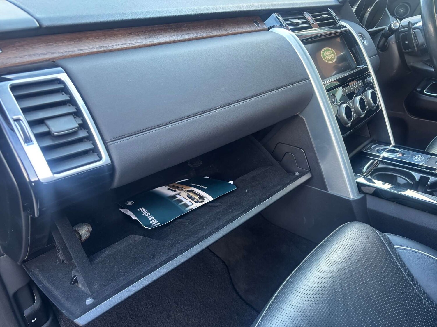 Used Land Rover Discovery 2017 for sale - 77224768: Photo 40