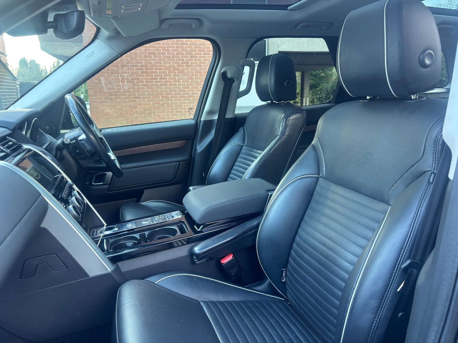 Used Land Rover Discovery 2017 for sale - 77224768: Photo 42