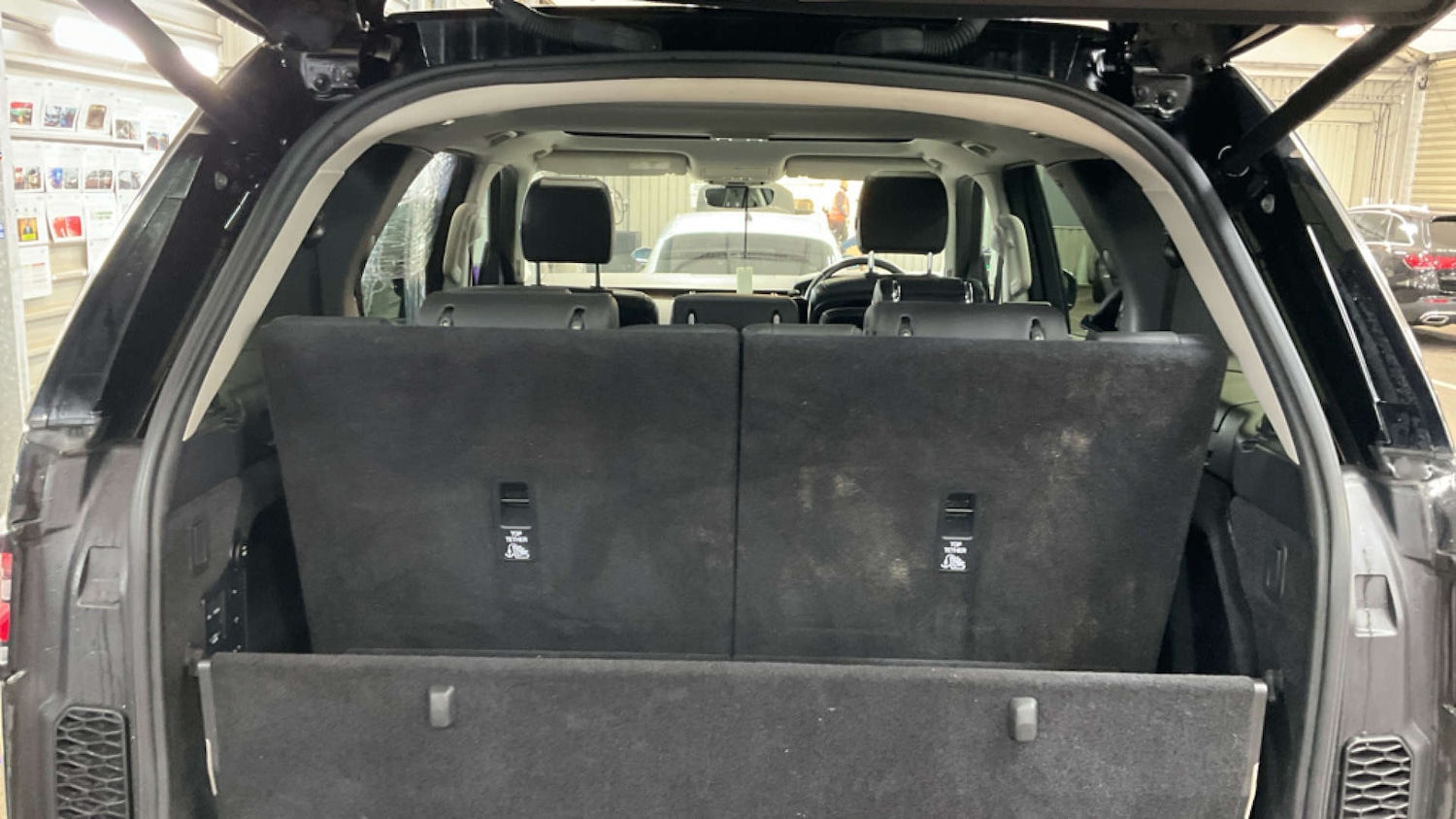 Used Land Rover Discovery 2017 for sale - 77224768: Photo 6