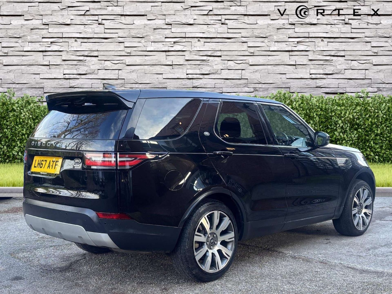 Used Land Rover Discovery 2017 for sale - 77224768: Photo 9