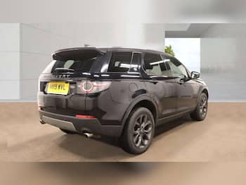 Used Land Rover Discovery Sport 2019 for sale - 79704645: Photo