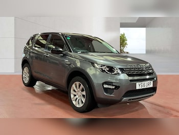 Used Land Rover Discovery Sport 2016 for sale - 79445366: Photo