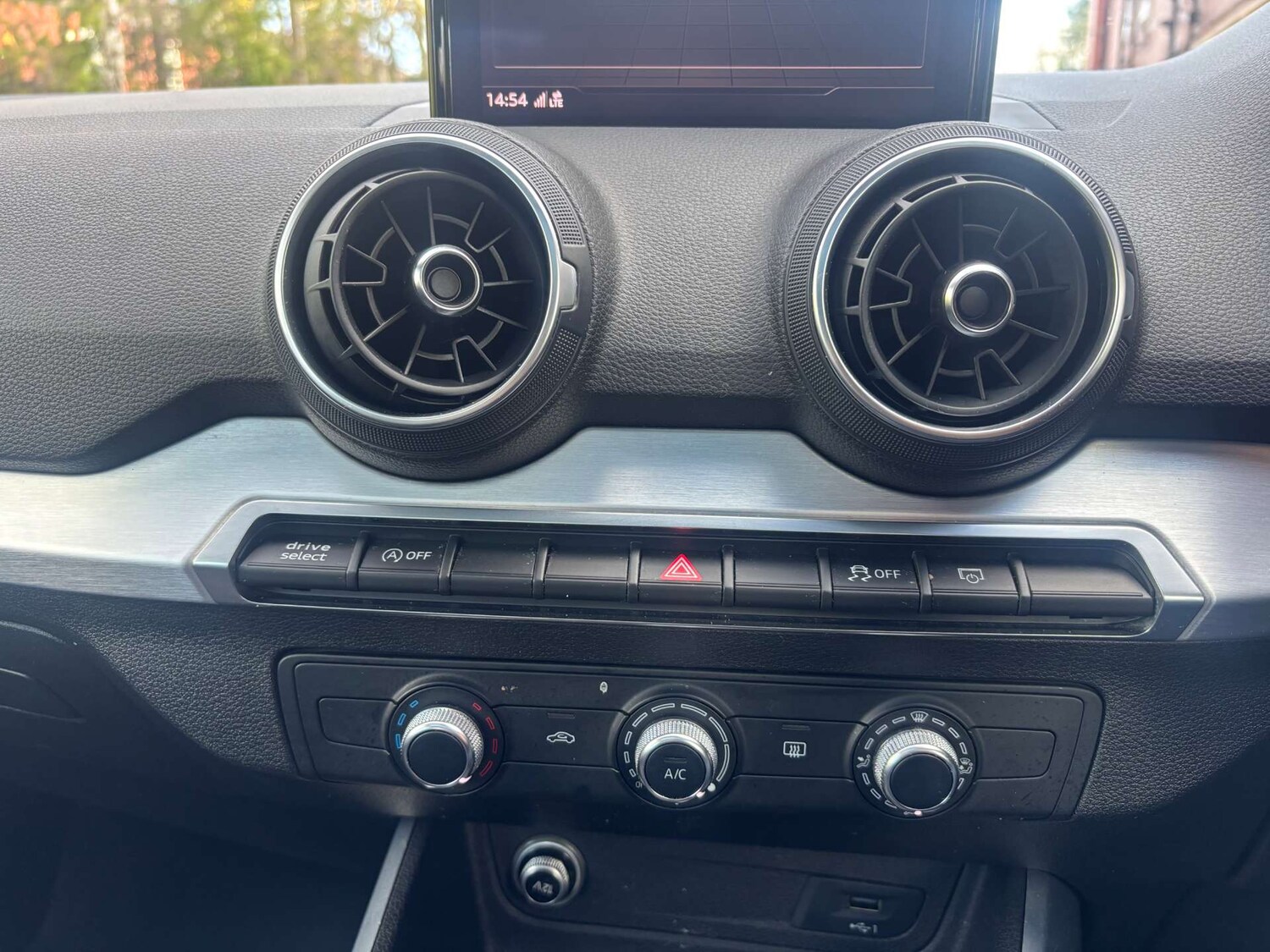 Used Audi Q2 2017 for sale - 77897109: Photo 15