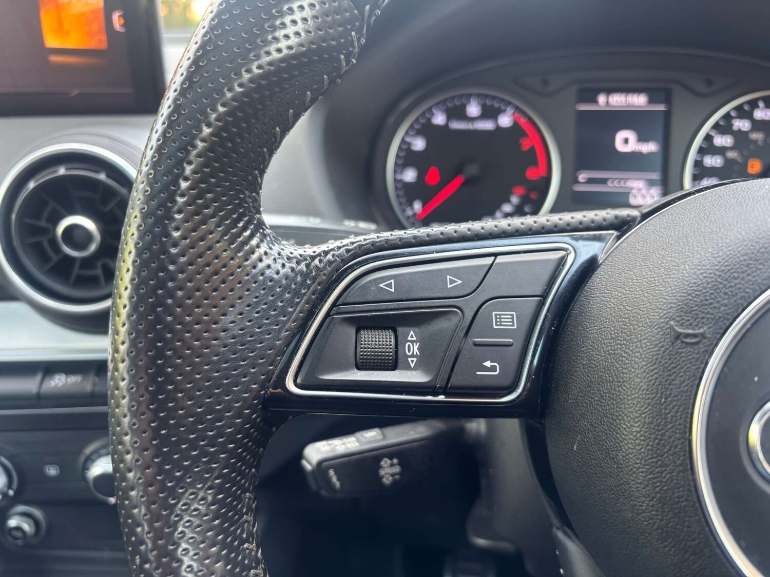 Used Audi Q2 2017 for sale - 77897109: Photo 23