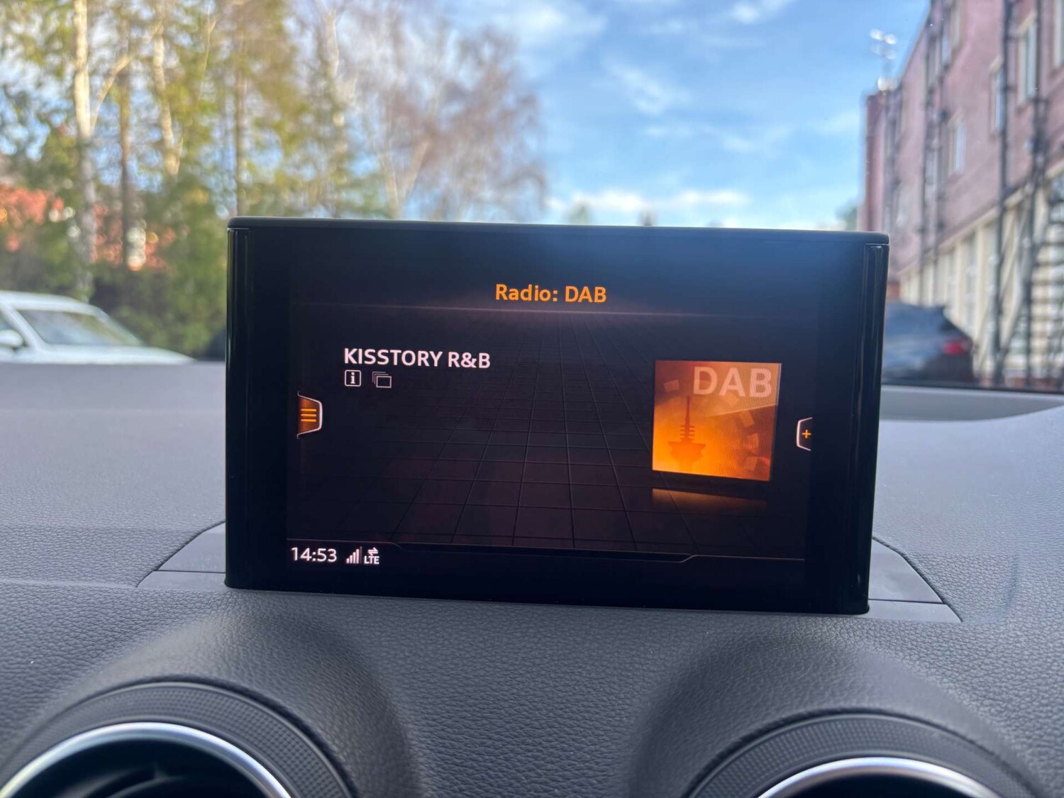 Used Audi Q2 2017 for sale - 77897109: Photo 29