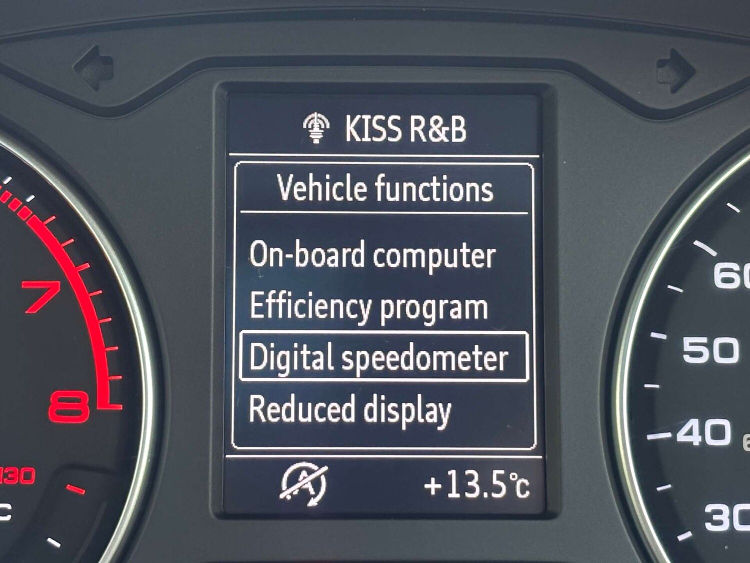 Used Audi Q2 2017 for sale - 77897109: Photo 35