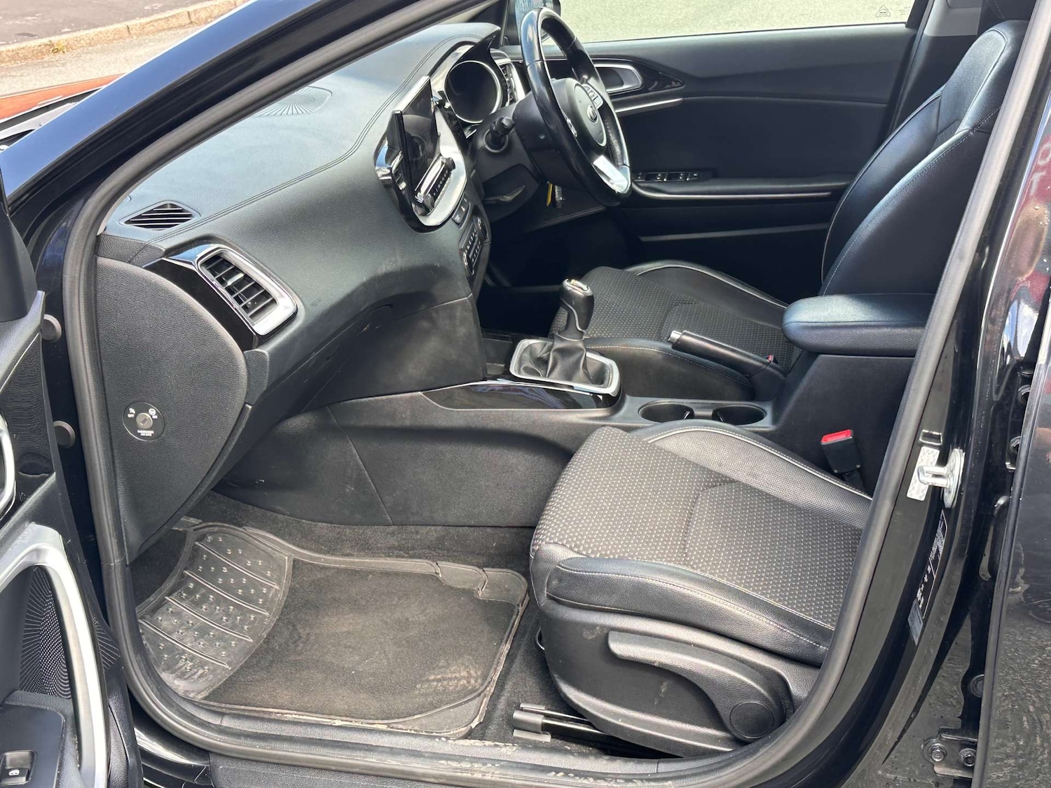 Used Kia Ceed 2021 for sale - 76277404: Photo 29