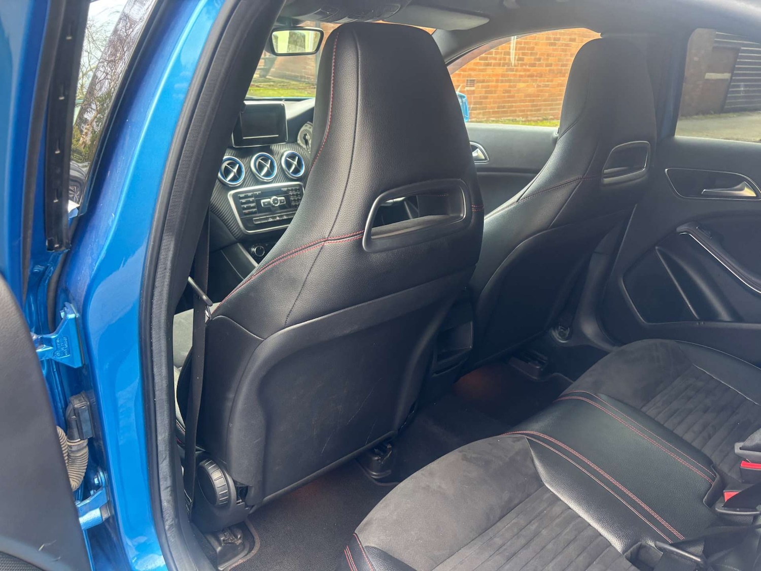 Used Mercedes-Benz A-Class 2015 for sale - 77609417: Photo 15