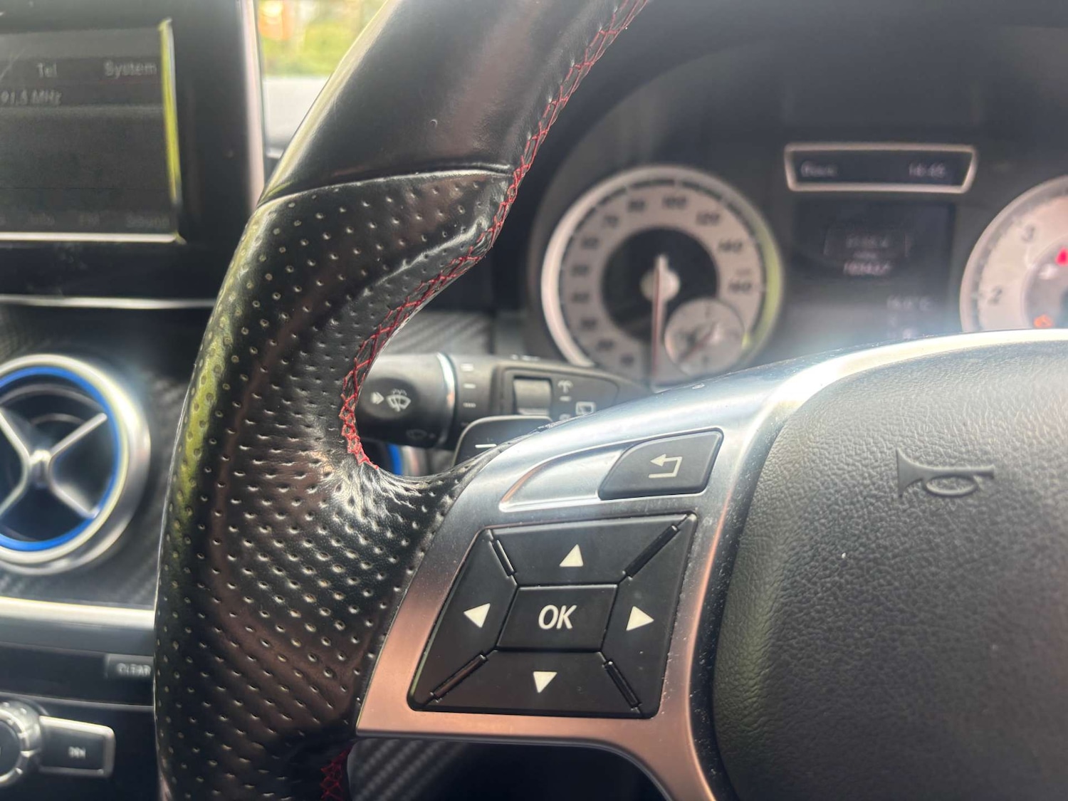 Used Mercedes-Benz A-Class 2015 for sale - 77609417: Photo 20