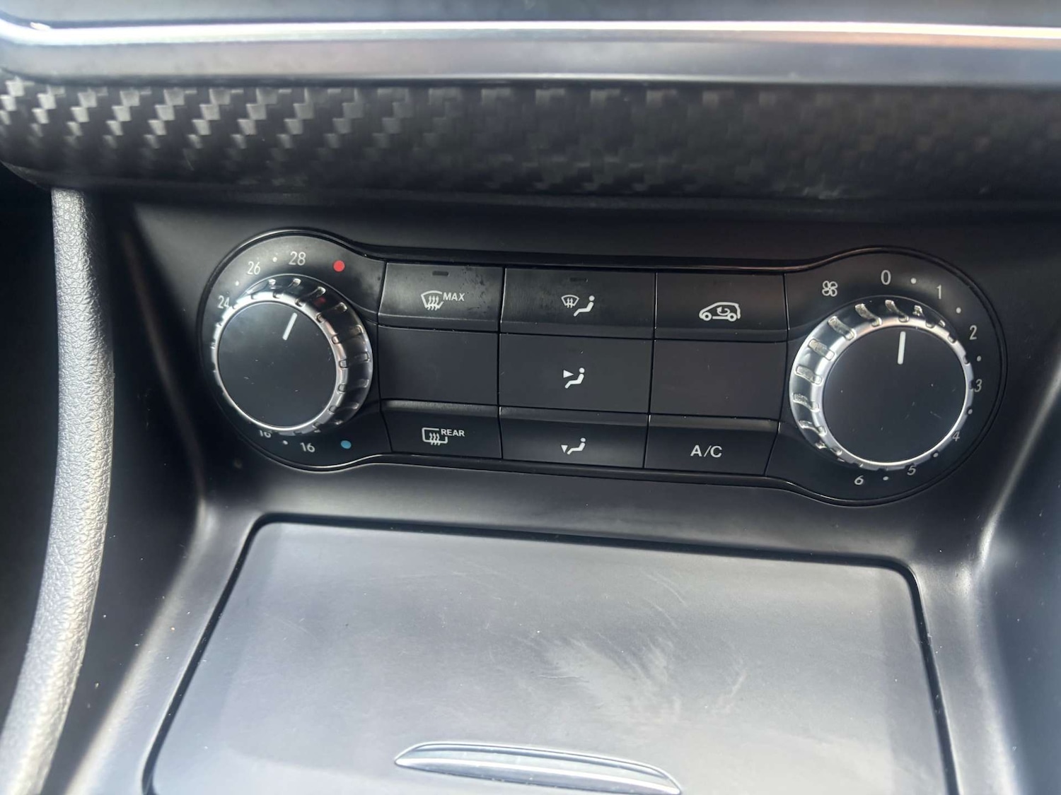 Used Mercedes-Benz A-Class 2015 for sale - 77609417: Photo 21