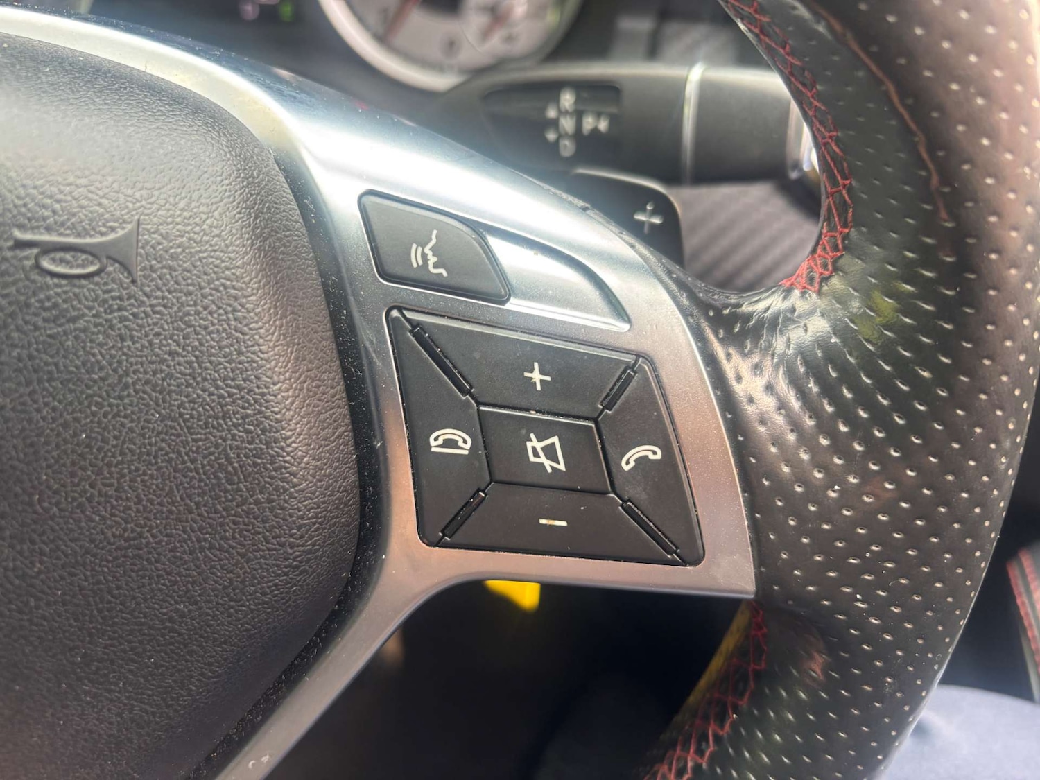 Used Mercedes-Benz A-Class 2015 for sale - 77609417: Photo 24