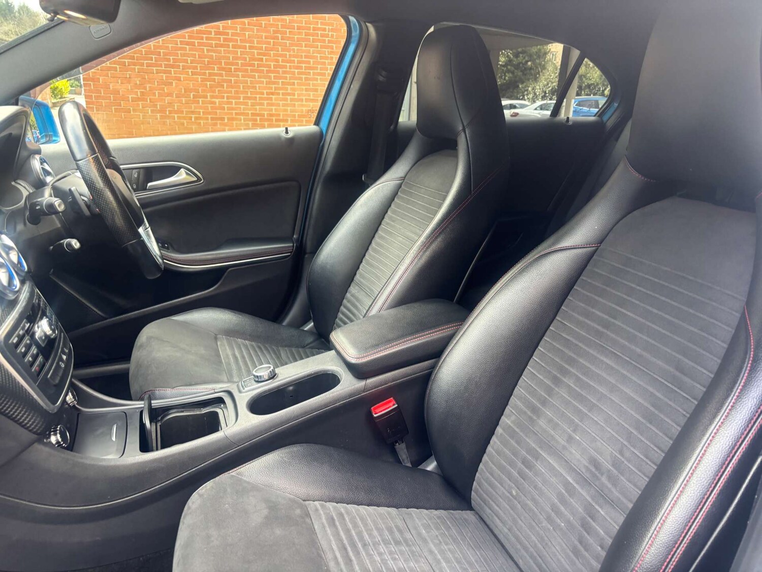 Used Mercedes-Benz A-Class 2015 for sale - 77609417: Photo 43