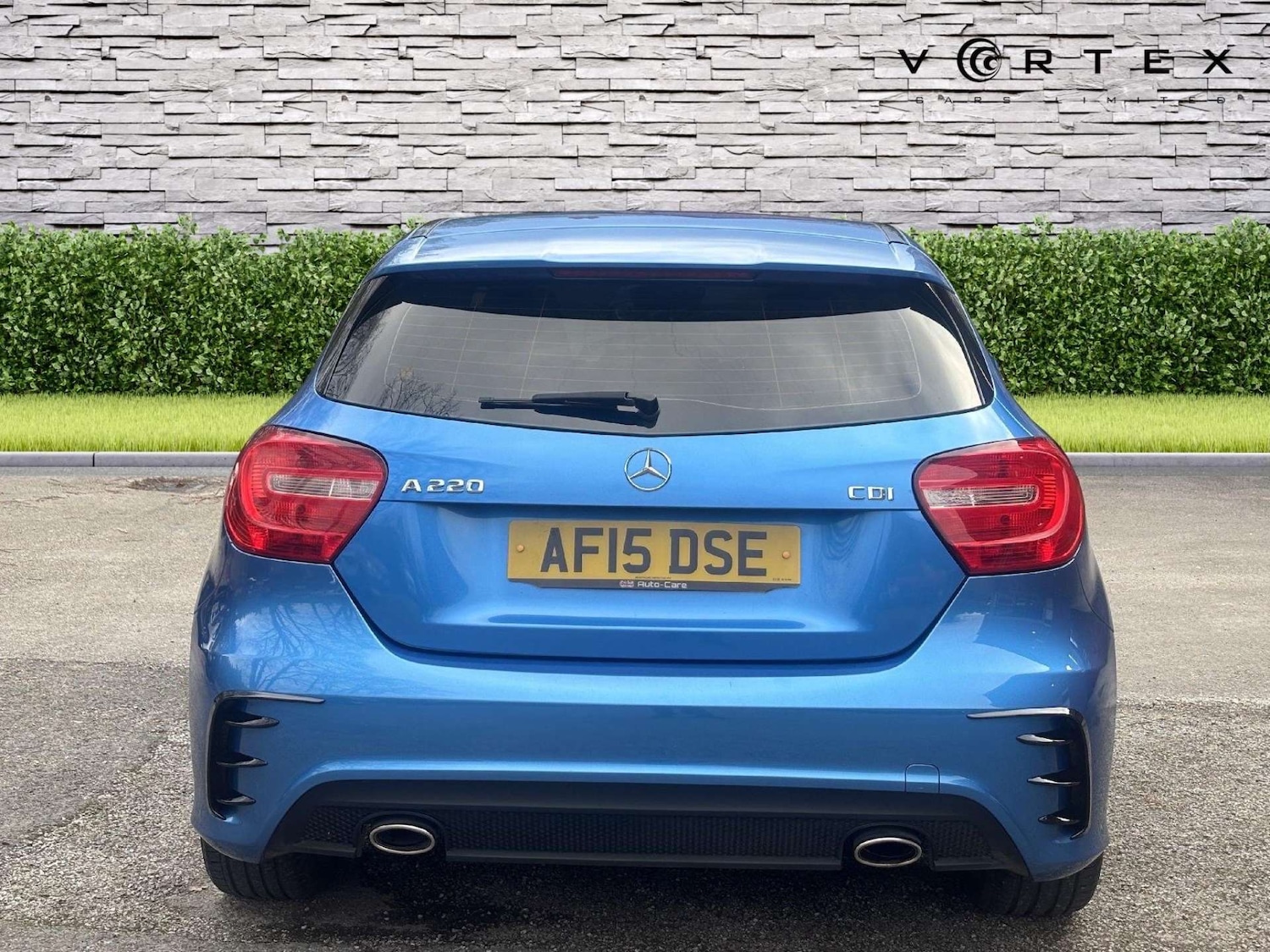 Used Mercedes-Benz A-Class 2015 for sale - 77609417: Photo 8