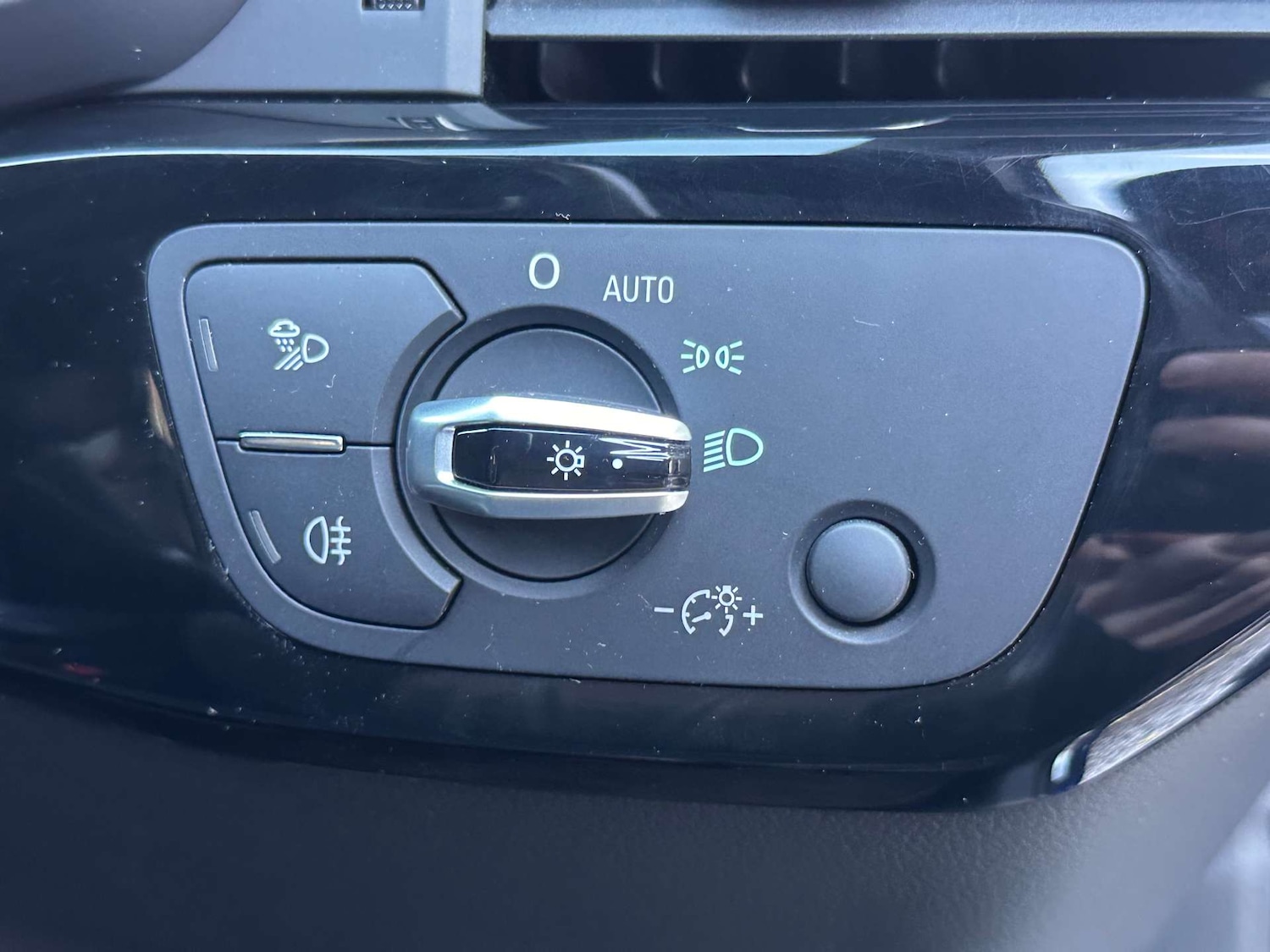 Used Audi A4 2016 for sale - 76567753: Photo 24