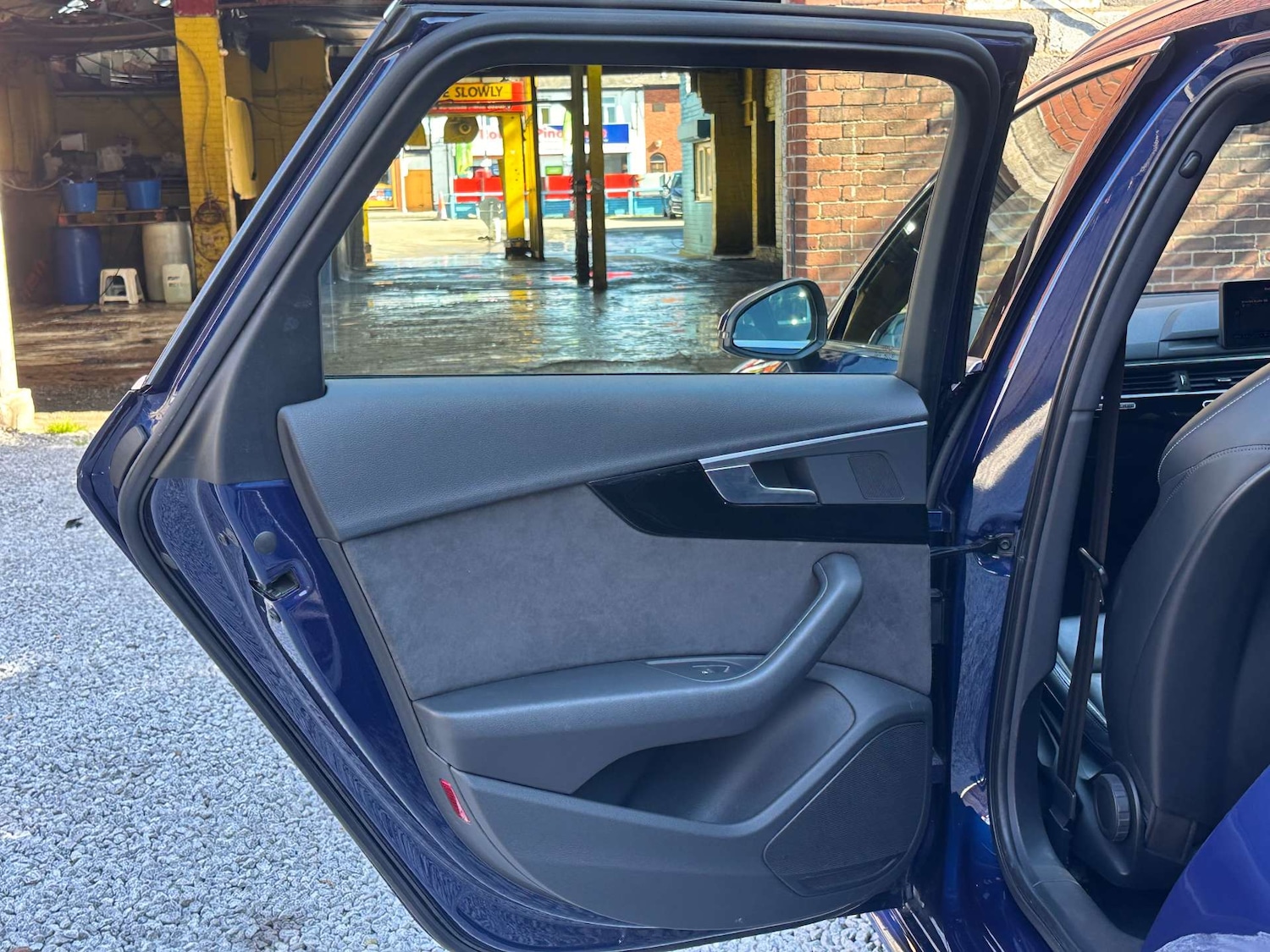 Used Audi A4 2016 for sale - 76567753: Photo 32