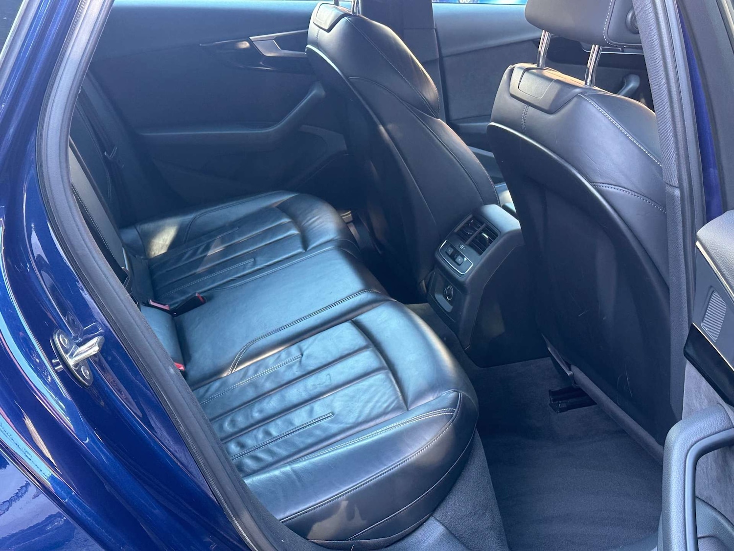 Used Audi A4 2016 for sale - 76567753: Photo 35