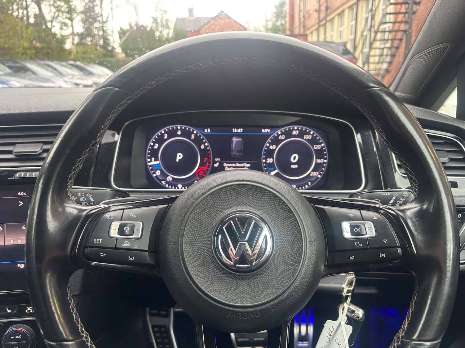 Used Volkswagen Golf 2017 for sale - 77431860: Photo 29