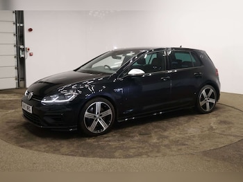 Used Volkswagen Golf 2017 for sale - 77431860: Photo