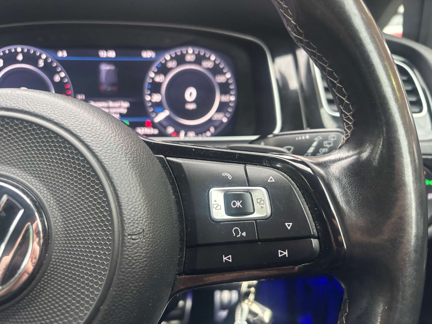 Used Volkswagen Golf 2017 for sale - 77431860: Photo 34