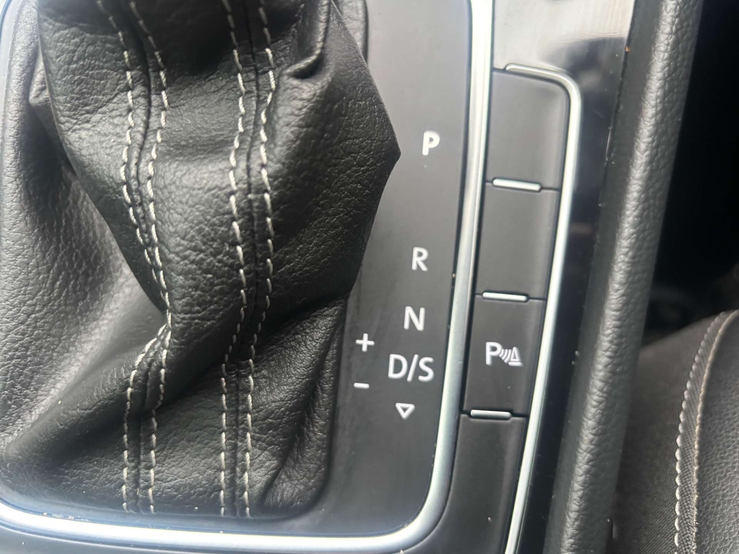 Used Volkswagen Golf 2017 for sale - 77431860: Photo 38