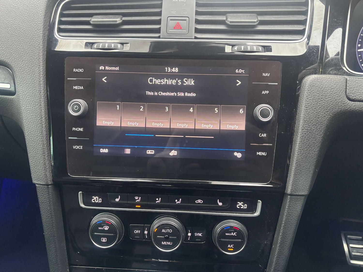 Used Volkswagen Golf 2017 for sale - 77431860: Photo 40