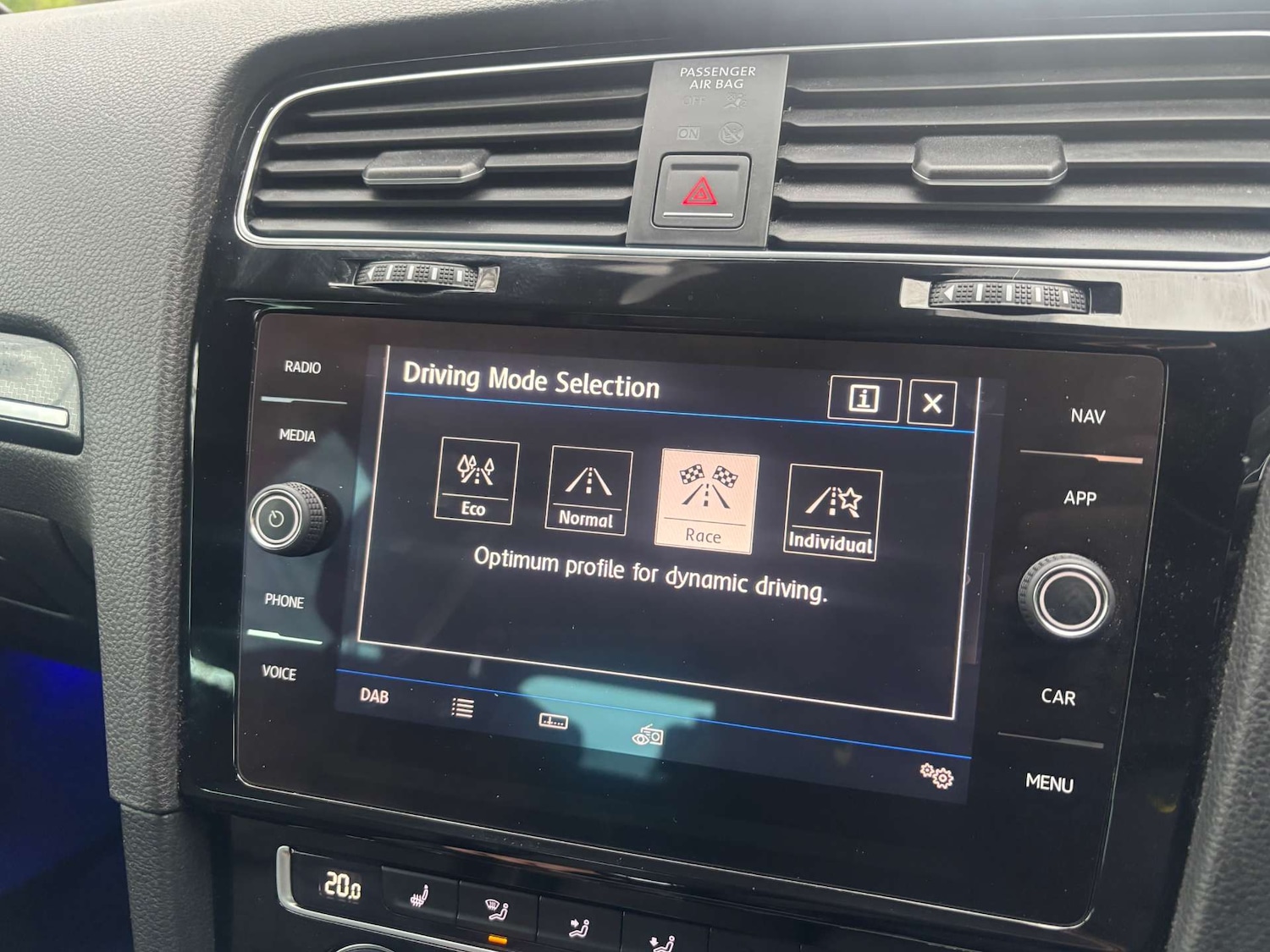 Used Volkswagen Golf 2017 for sale - 77431860: Photo 42