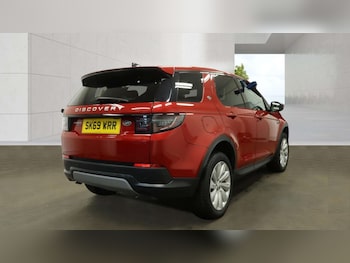 Used Land Rover Discovery Sport 2019 for sale - 78973456: Photo