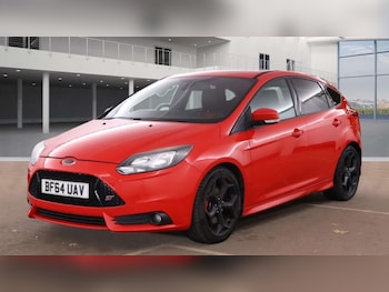 Used Ford Focus 2014 for sale - 76449801: Photo