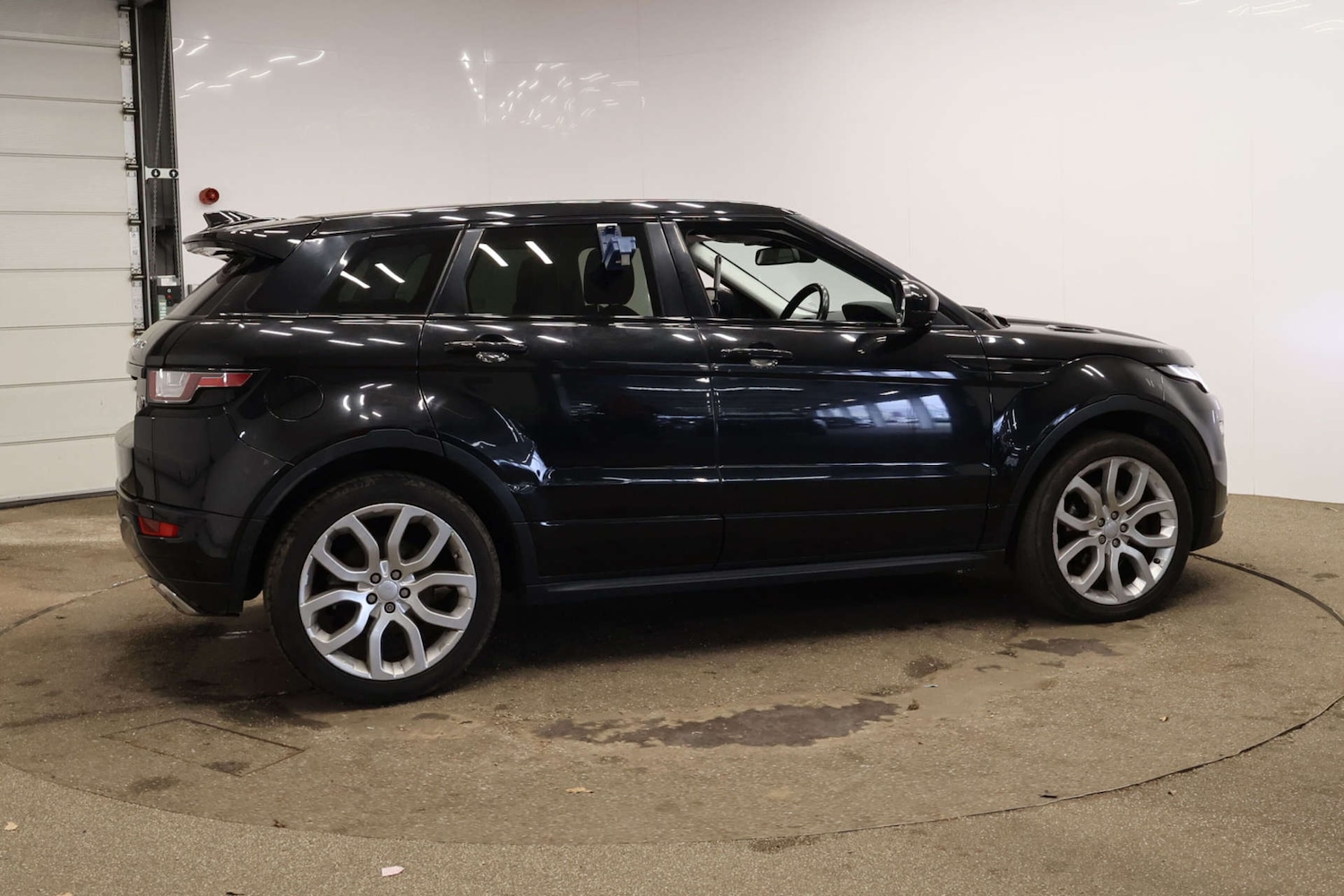 Used Land Rover Range Rover Evoque 2015 for sale - 77950390: Photo 6