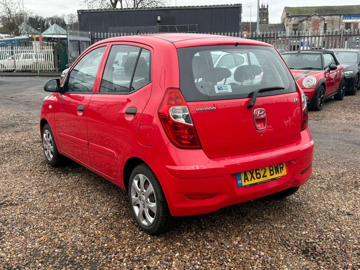 Used Hyundai i10 2013 for sale - 77148687: Photo 2