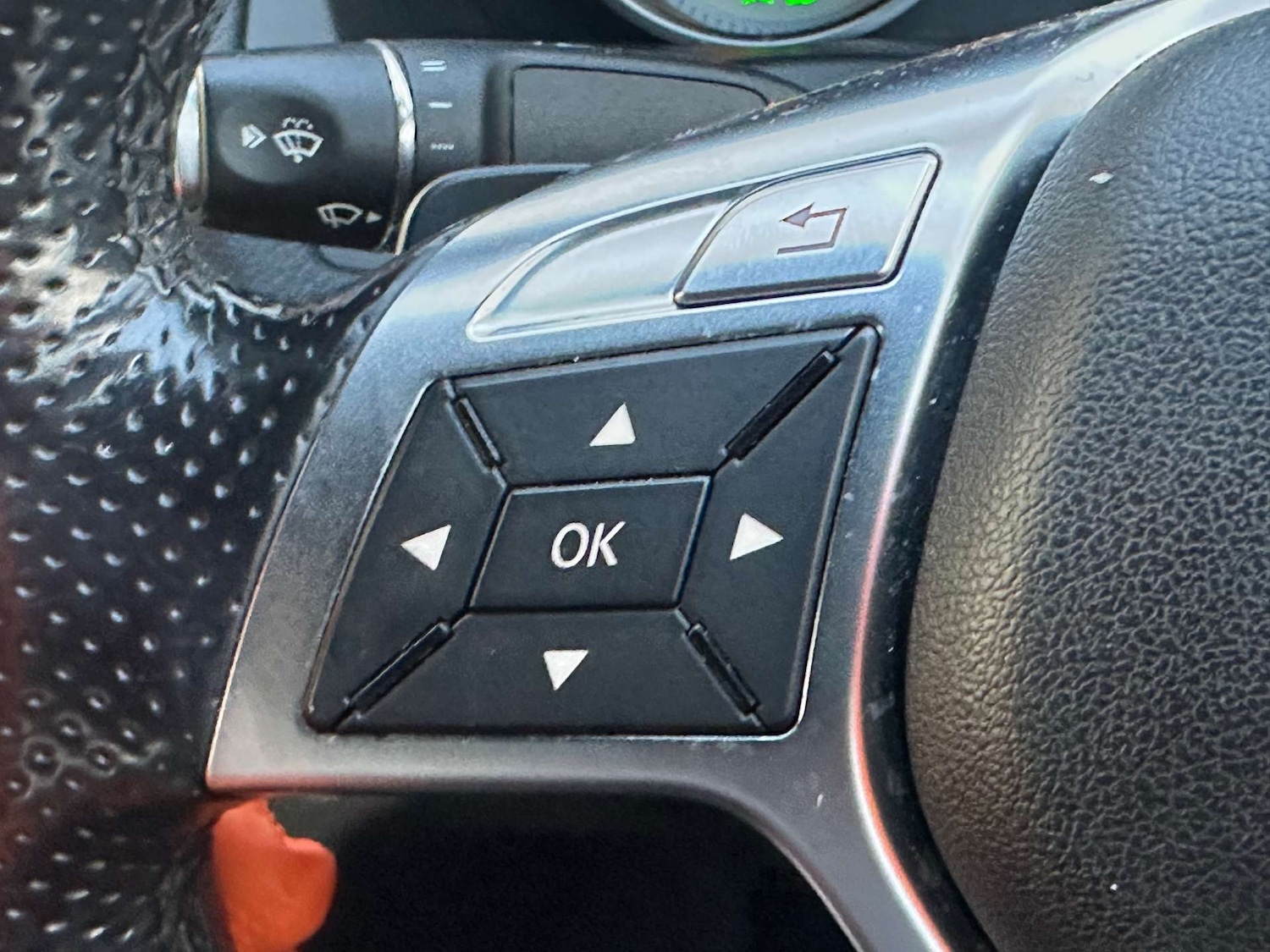 Used Mercedes-Benz E Class 2014 for sale - 76628230: Photo 25