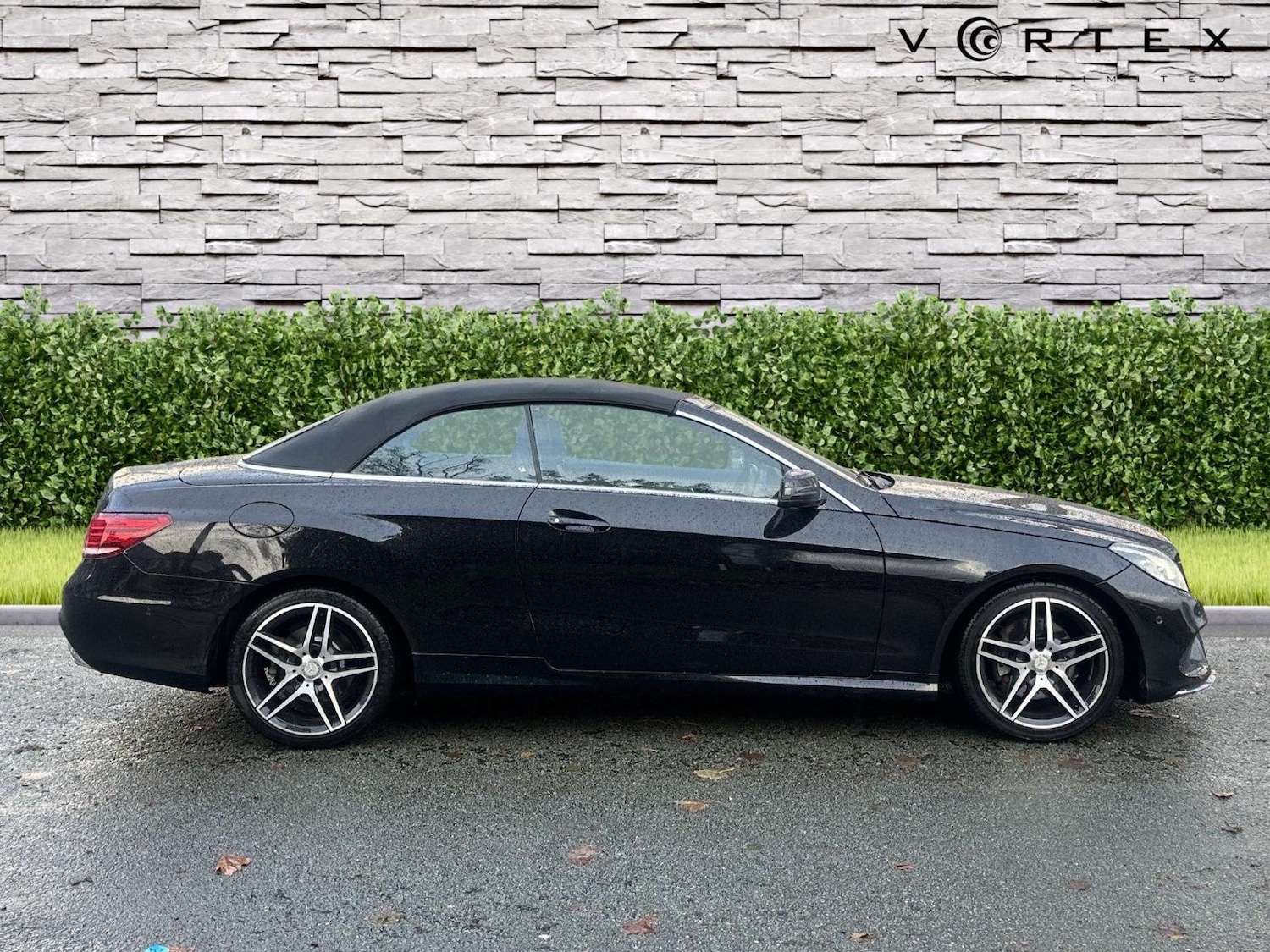 Used Mercedes-Benz E Class 2014 for sale - 76628230: Photo 8