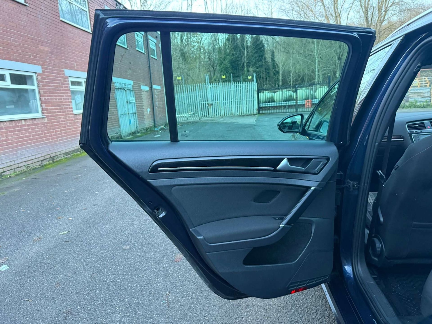 Used Volkswagen Golf 2016 for sale - 77591924: Photo 21