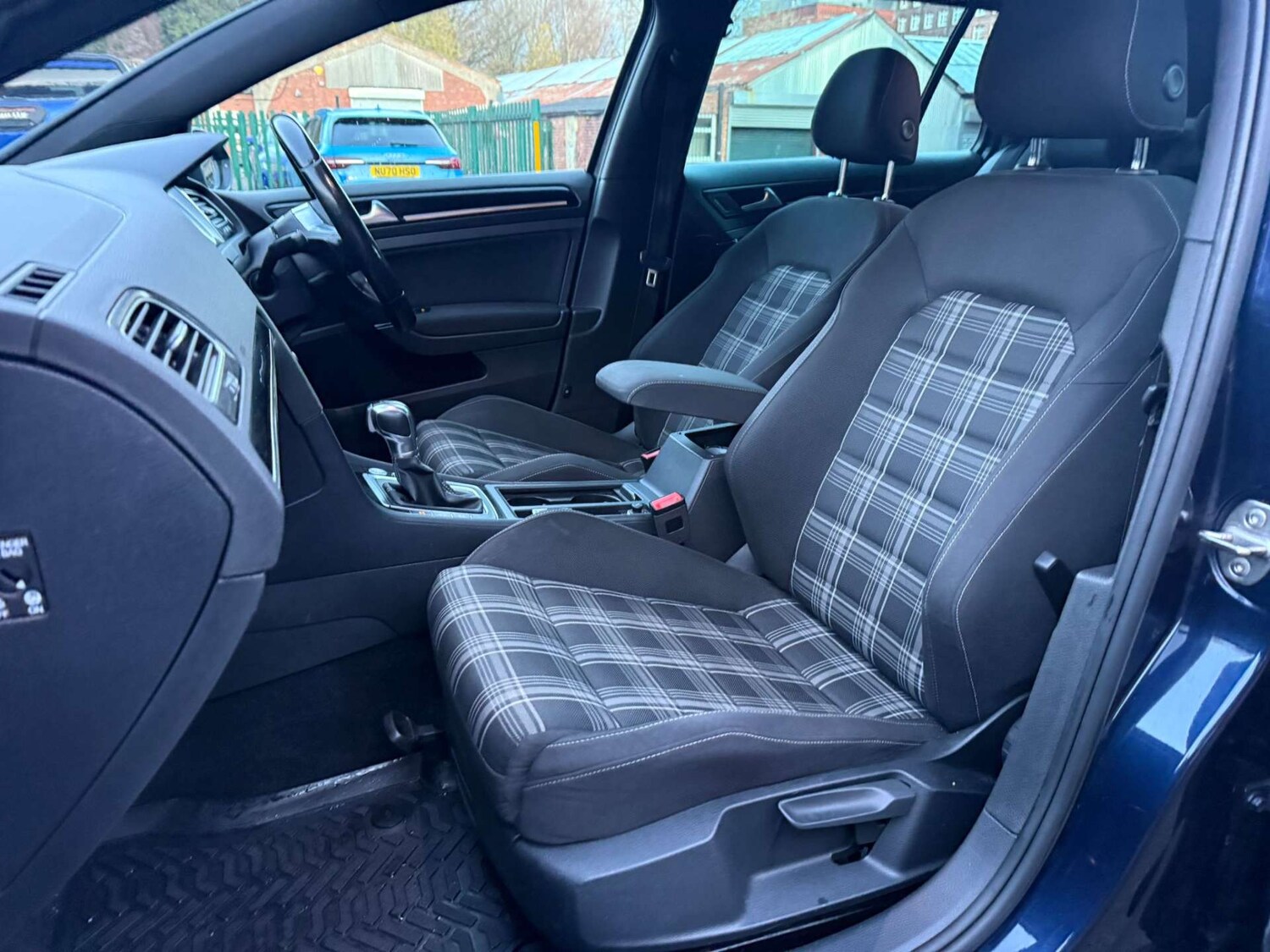 Used Volkswagen Golf 2016 for sale - 77591924: Photo 22