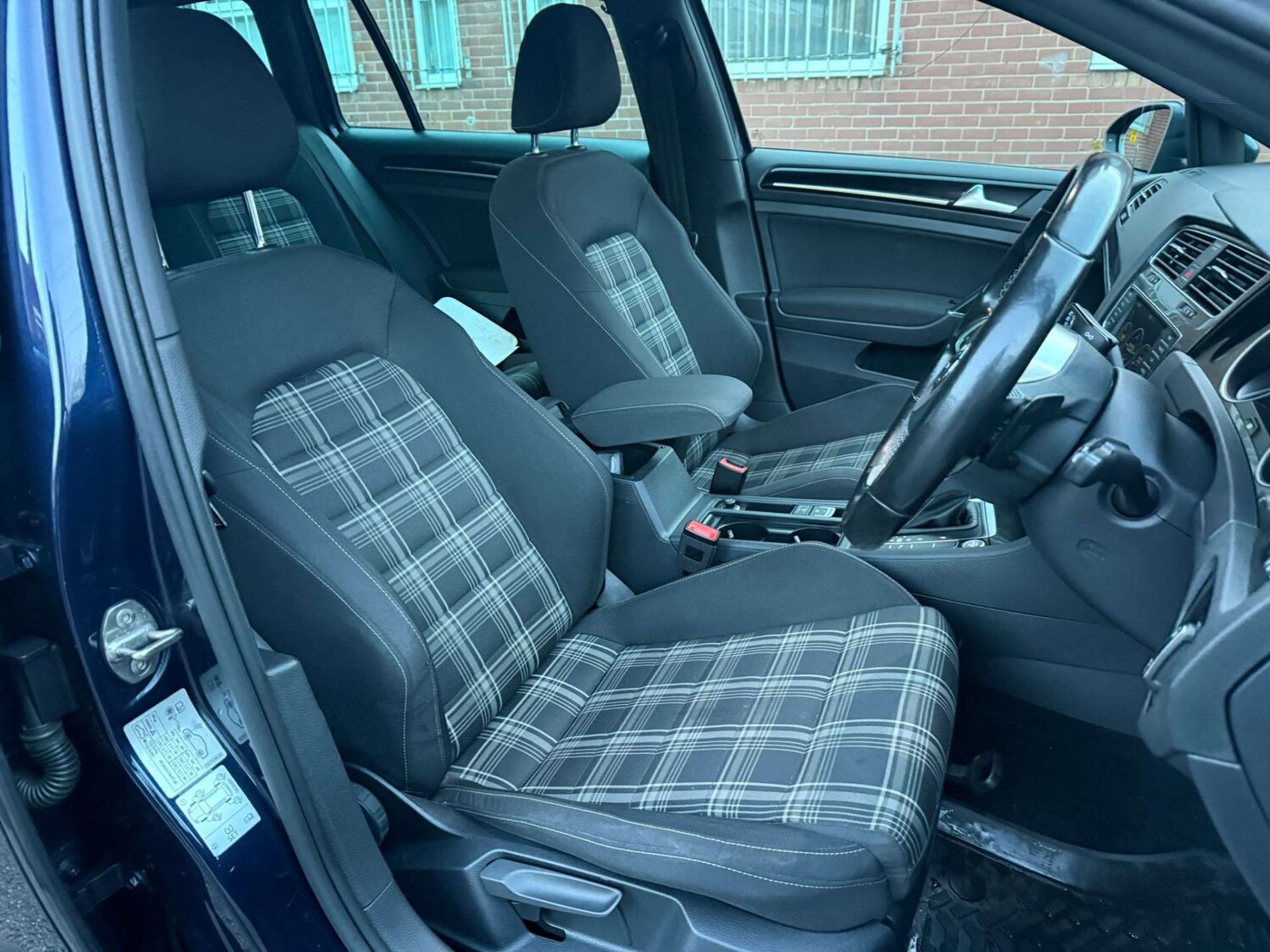 Used Volkswagen Golf 2016 for sale - 77591924: Photo 33