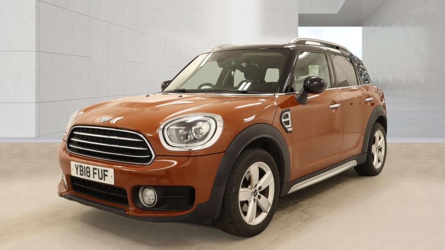 Used MINI Countryman 2018 for sale - 78068144: Photo 2
