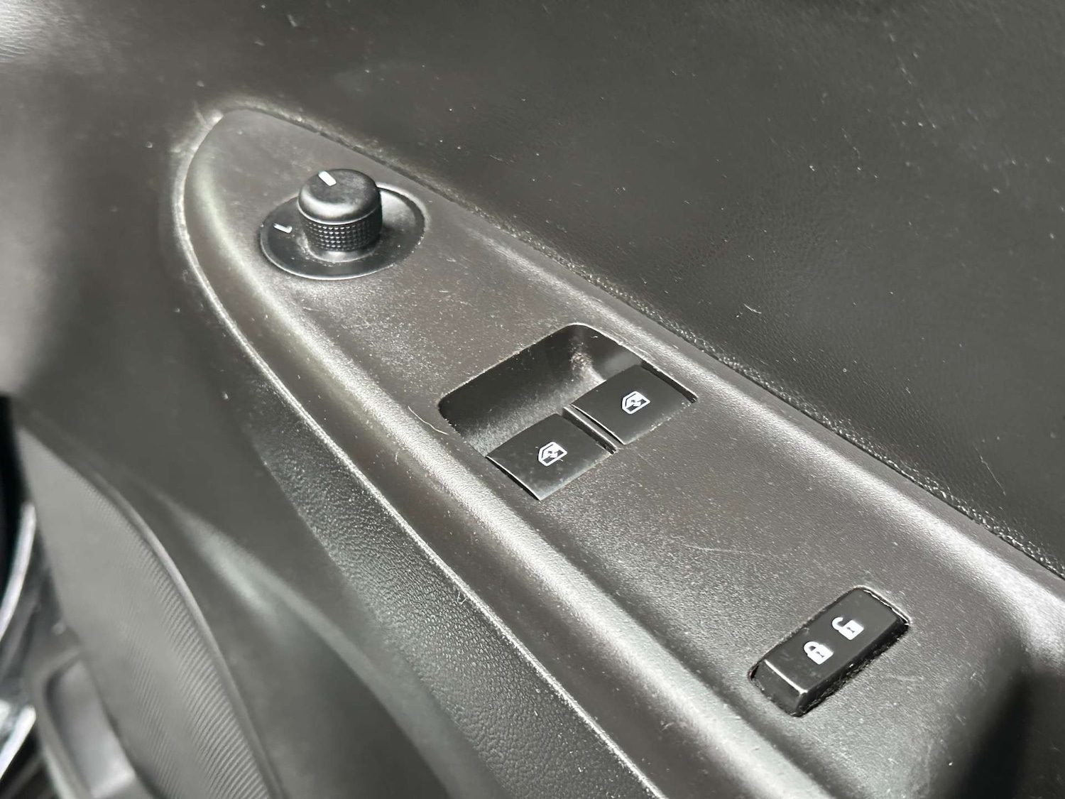 Used Vauxhall Viva 2017 for sale - 76451750: Photo 21